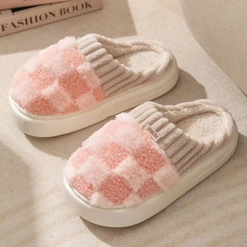 Chaussons fourrure | Damier rose - Chaussly